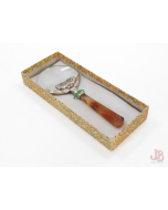 Magnifying Glass with Agate handle and Butterfly Motif 